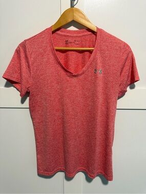 Under Armour Red Heather V-Neck Short Sleeve Performance Tee